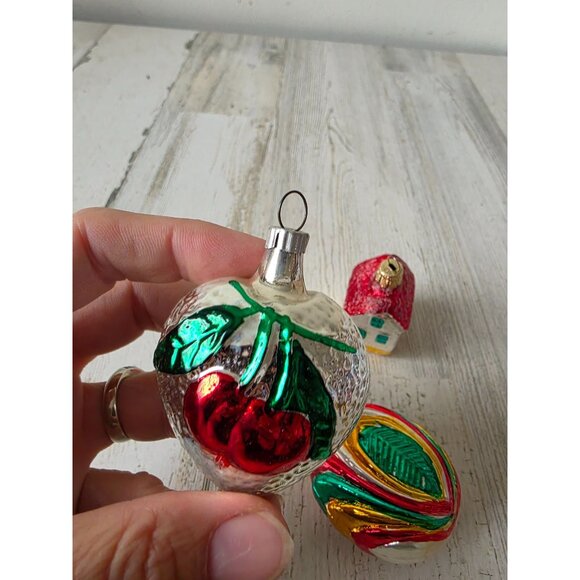 Vintage mercury glass cherry ornament house red yellow green Xmas tree - Picture 2 of 10